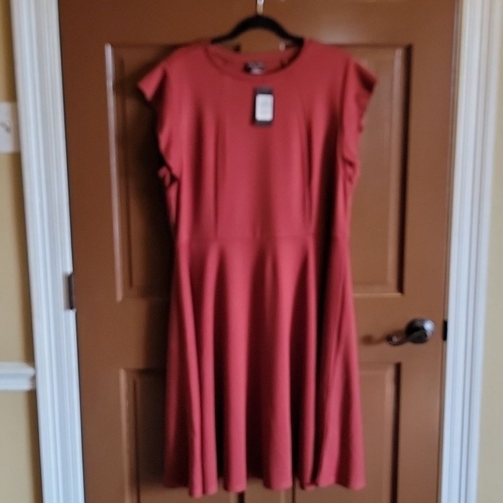 City Chic-Ginger frill shoulder pullover dress Size 18 NWT.